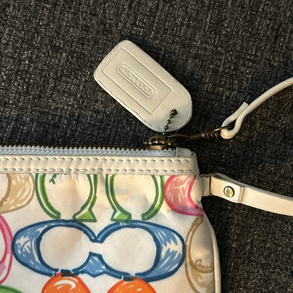 Coach Hampton Scribble C wristlet - Picture 3 of 5